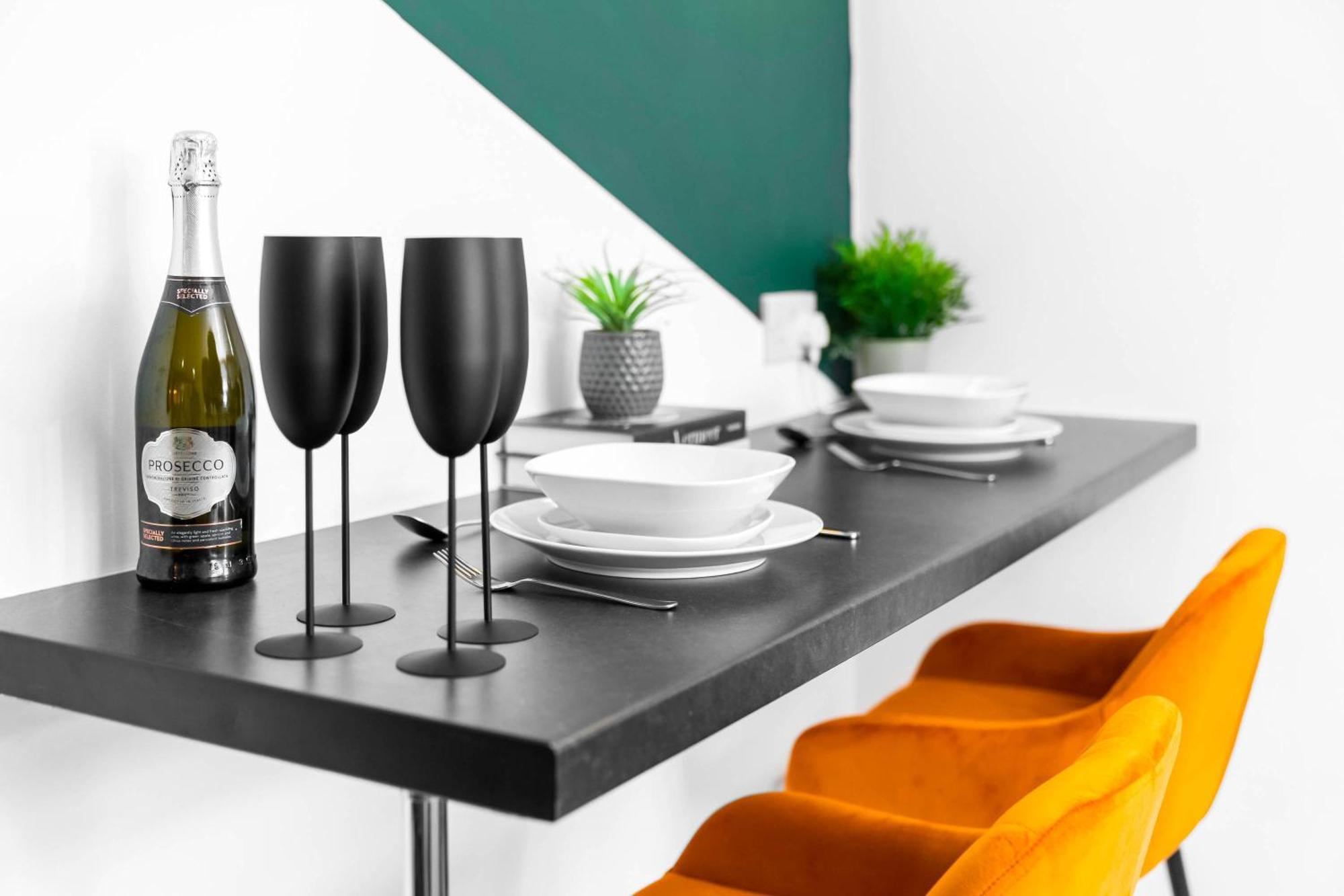 ברמינגהאם Luxury 3 Bedroom Apartment - Terrace - Near City Centre - Wifi - Smart Tv 1Mr מראה חיצוני תמונה
